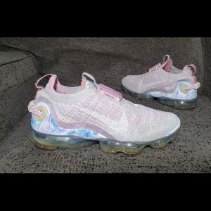 Nike Pink and White VaporMax Flyknit Shoes